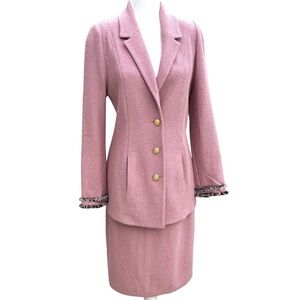 ST. JOHN Collection Vintage Skirt Suit Knit Pink